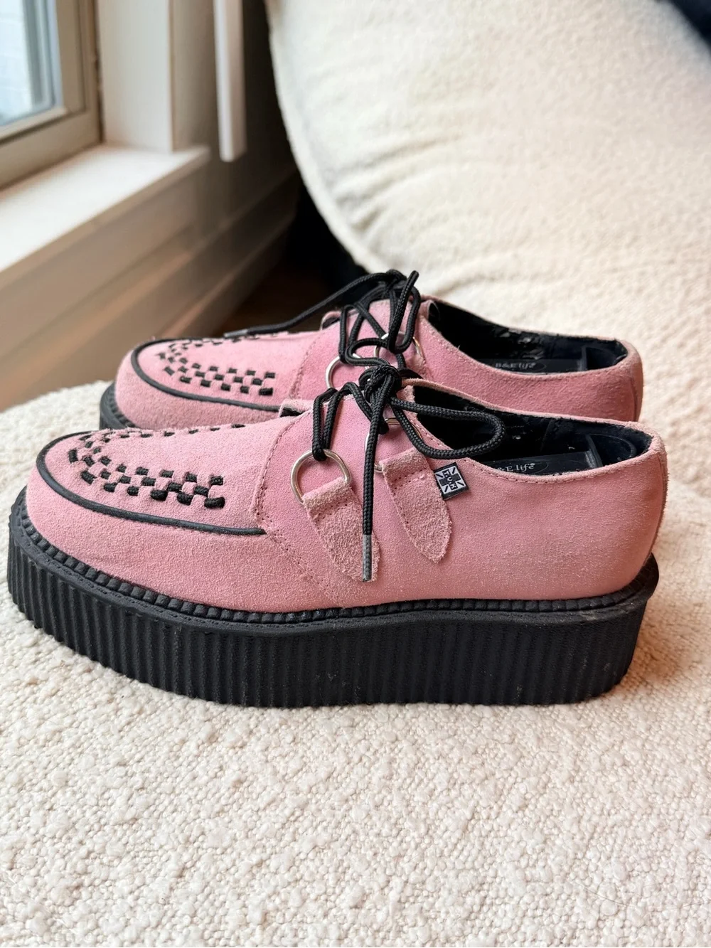T.U.K. Suede Viva Mondo Creeper Platform Shoes in Misty Rose size 7